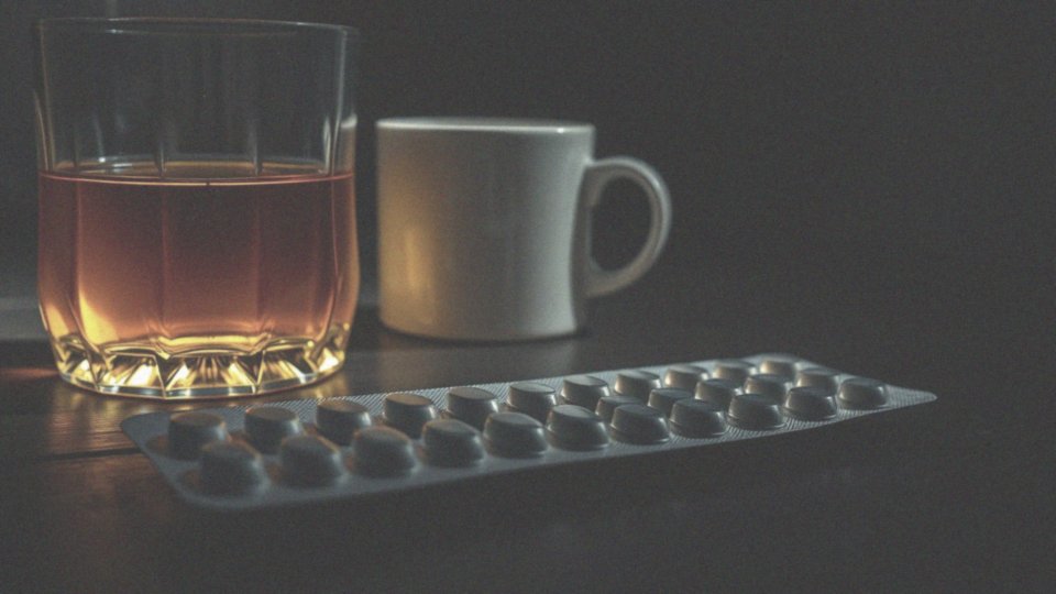 Jakie są interakcje między alkoholem a lekami Itami?